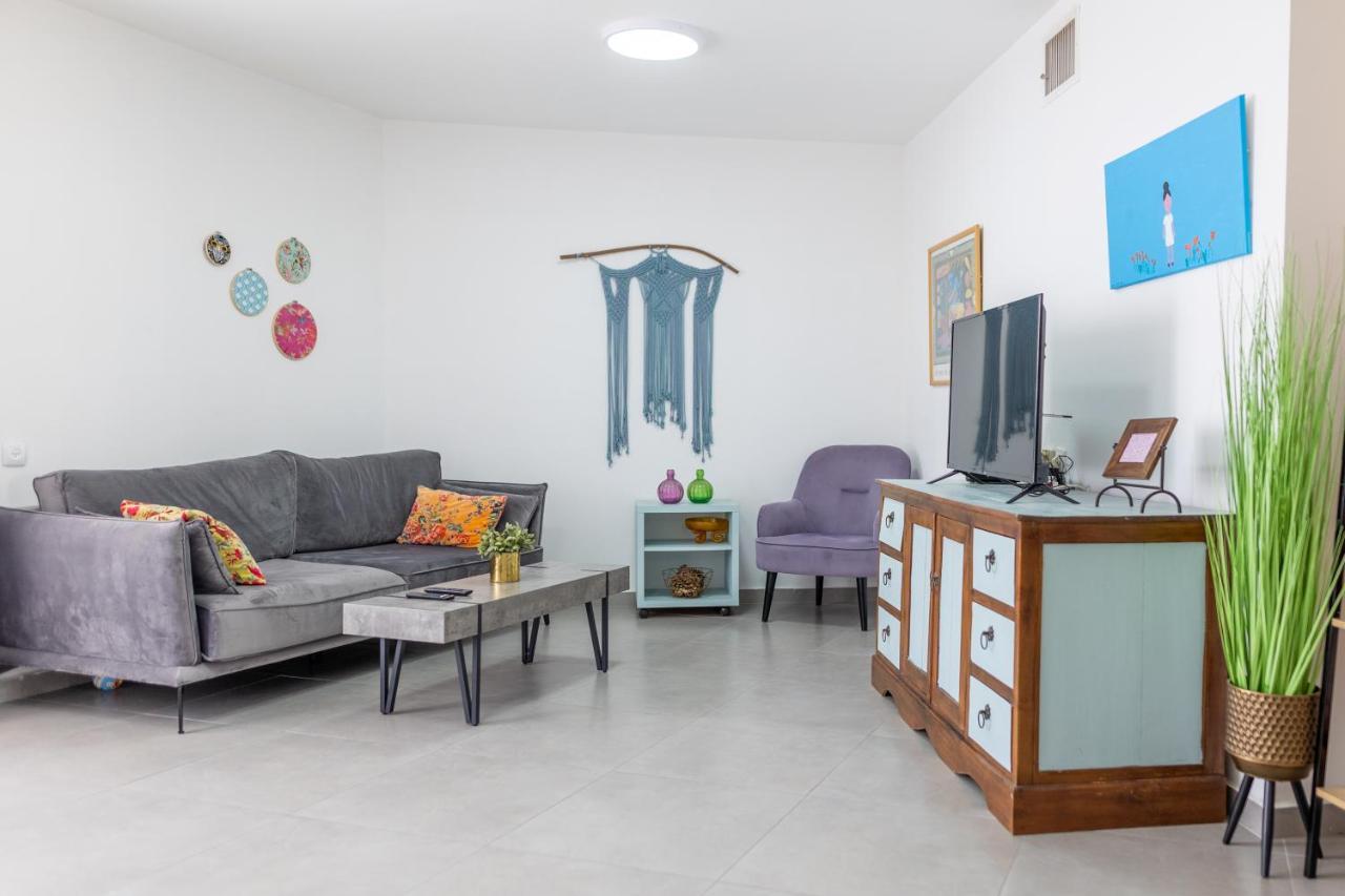 Bloom Apartment Ейлат Екстериор снимка